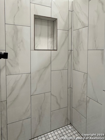 Image 4 of 17 For 3274 Ih 35 N 2