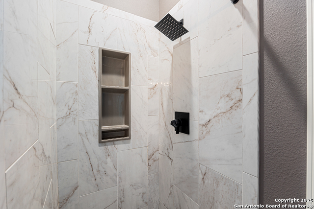 Image 23 of 54 For 9030 Gull Lake