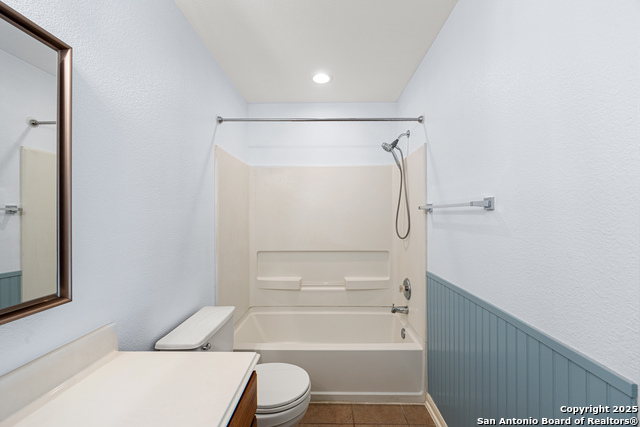 Image 32 of 54 For 9030 Gull Lake