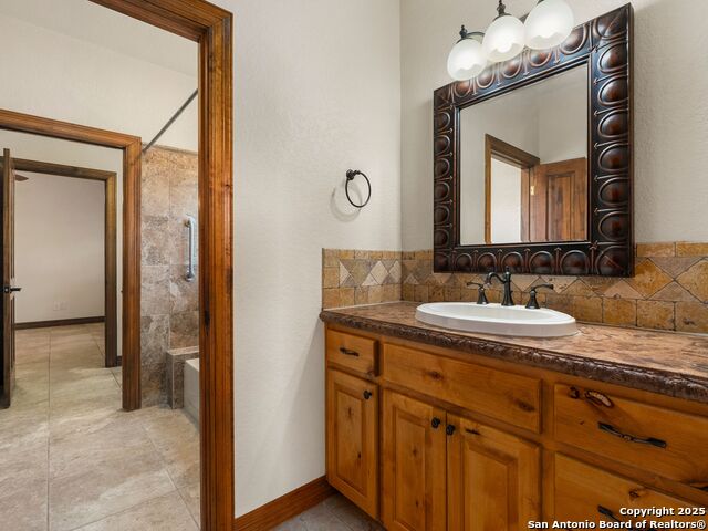 Image 24 of 73 For 102 Oak Valley Dr