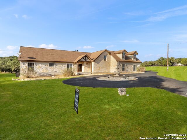 Image 3 of 73 For 102 Oak Valley Dr