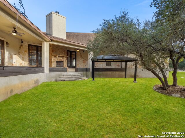 Image 40 of 73 For 102 Oak Valley Dr