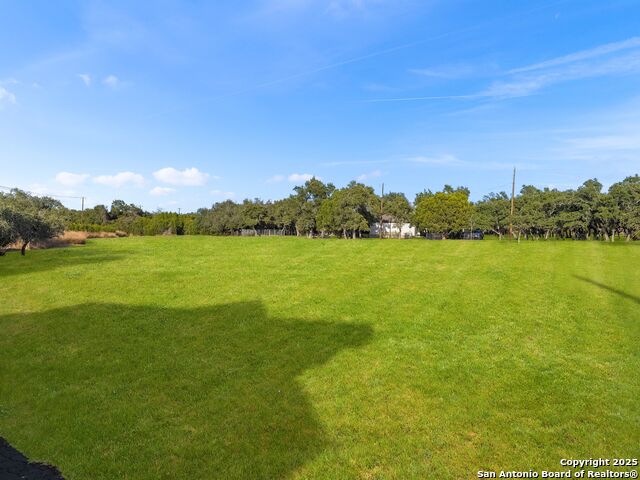 Image 43 of 73 For 102 Oak Valley Dr