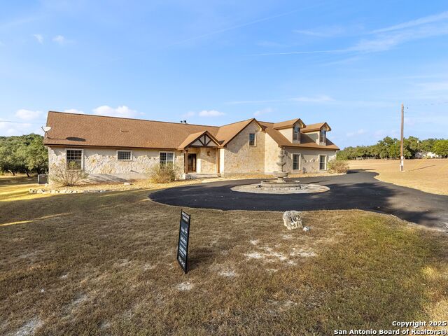 Image 66 of 73 For 102 Oak Valley Dr