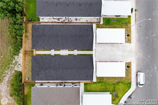 Listing photo id 14 for 428 Acacia Street