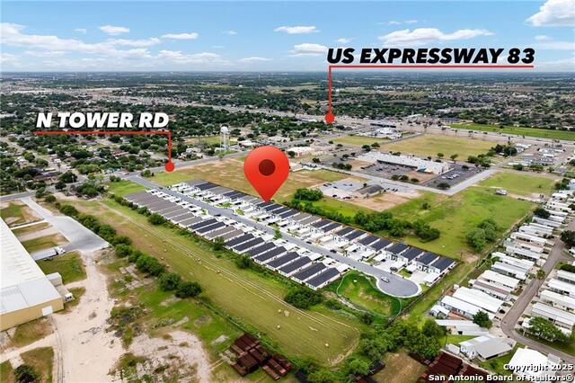 Listing photo id 17 for 428 Acacia Street