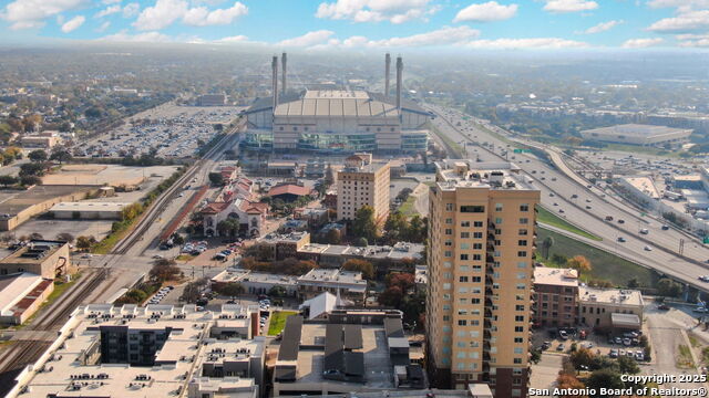 Image 10 of 42 For 215 Center  1104