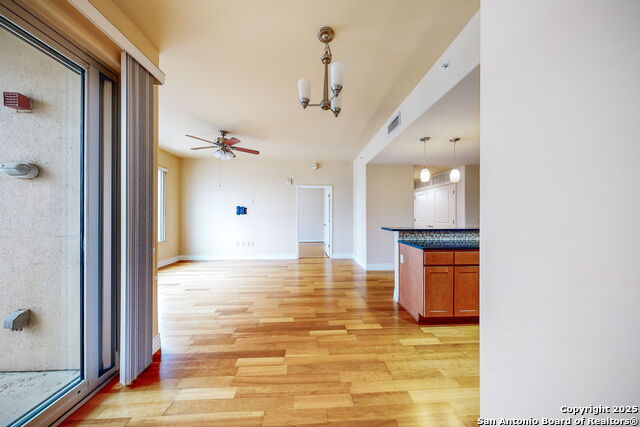 Image 30 of 42 For 215 Center  1104