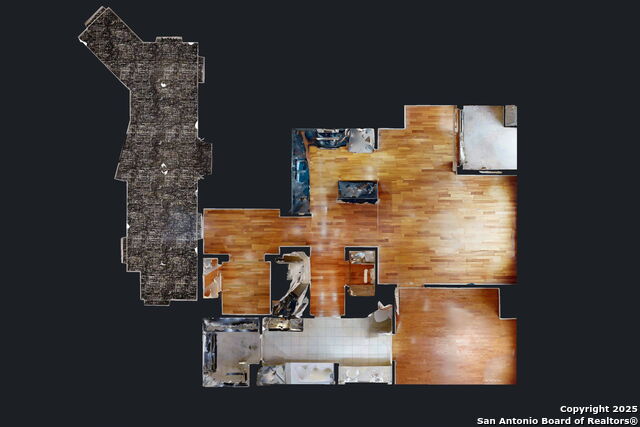 Image 40 of 42 For 215 Center  1104