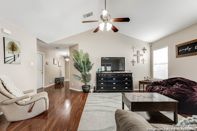 Image 11 of 34 For 8519 Chickasaw Bluff