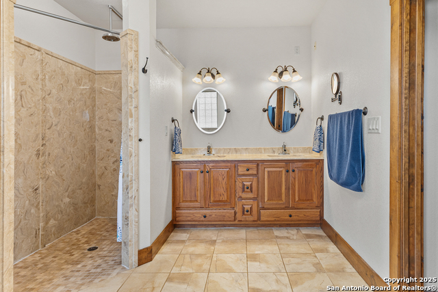 Image 23 of 49 For 4355 State Highway 16 N