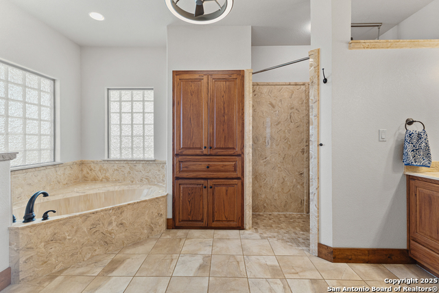 Image 24 of 49 For 4355 State Highway 16 N