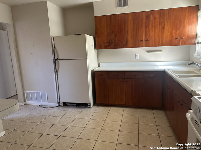 Image 11 of 20 For 3118 Shady Springs