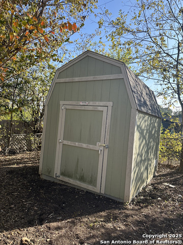 Image 7 of 20 For 3118 Shady Springs