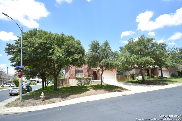 Image 15 of 45 For 8503 Chelsea Park