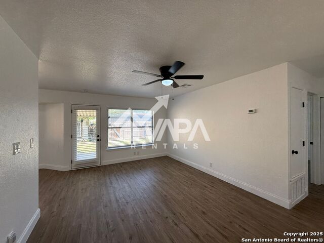 Image 3 of 12 For 7923 Langport