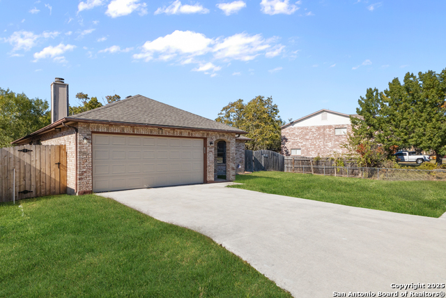 Image 2 of 27 For 8127 Sunshine Trail