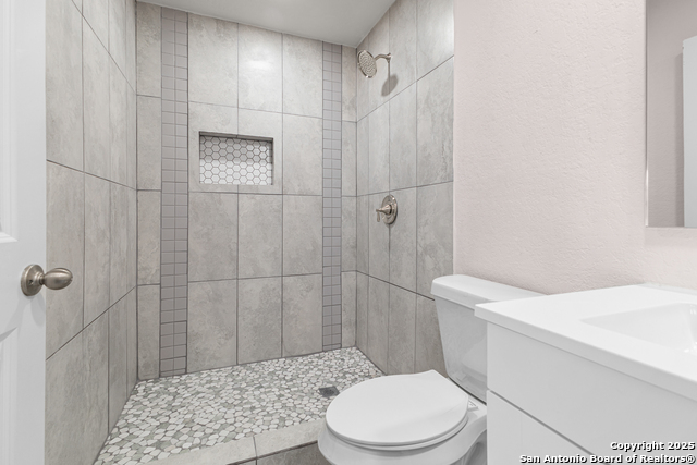 Image 24 of 27 For 8127 Sunshine Trail