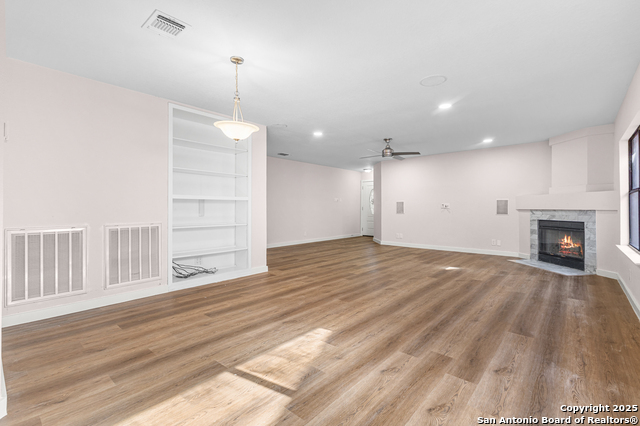 Image 8 of 27 For 8127 Sunshine Trail