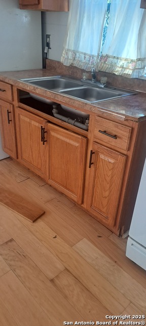 Image 7 of 7 For 617 Dewitt  