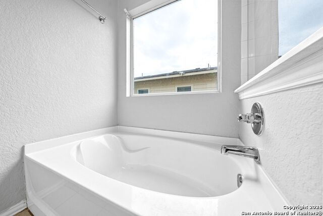 Image 24 of 50 For 11419 Garden Falls