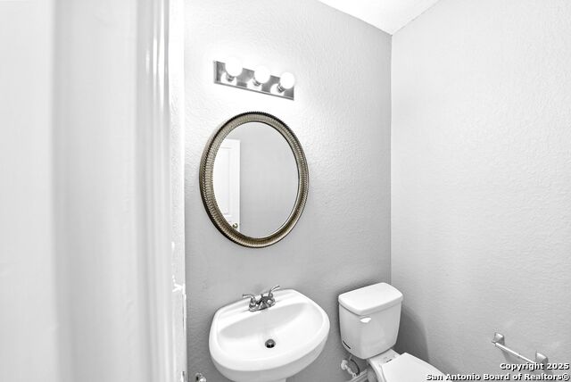 Image 27 of 50 For 11419 Garden Falls