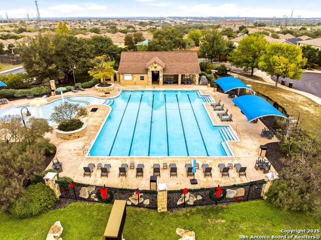 Image 48 of 50 For 11419 Garden Falls