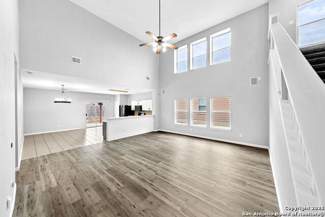 Image 6 of 50 For 11419 Garden Falls