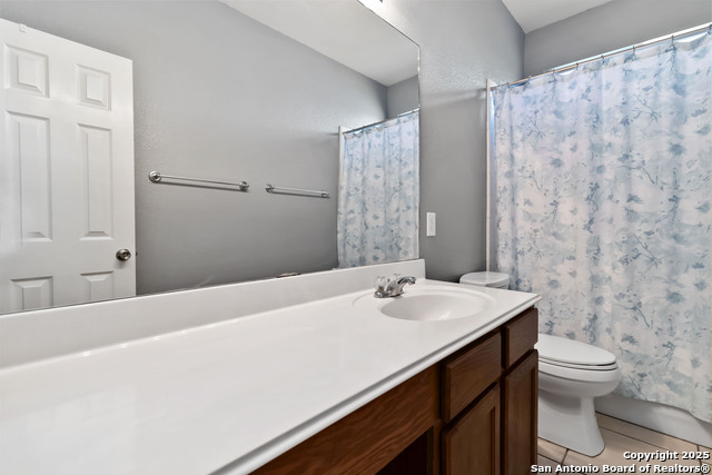 Image 18 of 30 For 211 Blair Pl