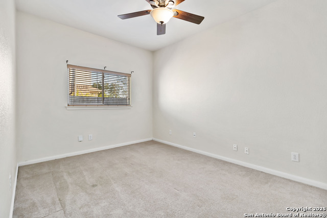 Image 19 of 30 For 211 Blair Pl