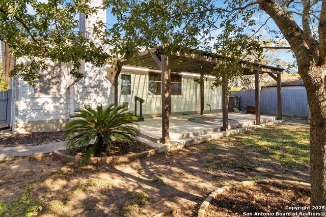 Image 27 of 30 For 211 Blair Pl