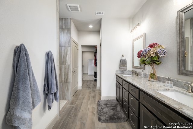 Image 9 of 20 For 119 Hiram Cook