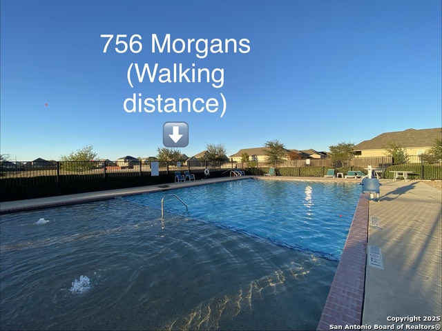 Image 32 of 36 For 756 Morgans