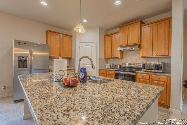 Image 5 of 36 For 756 Morgans