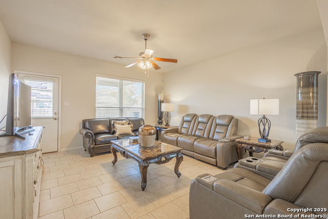 Image 8 of 36 For 756 Morgans