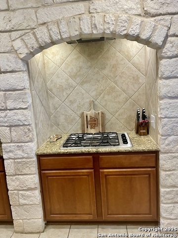 Image 14 of 38 For 3618 Globe Willow