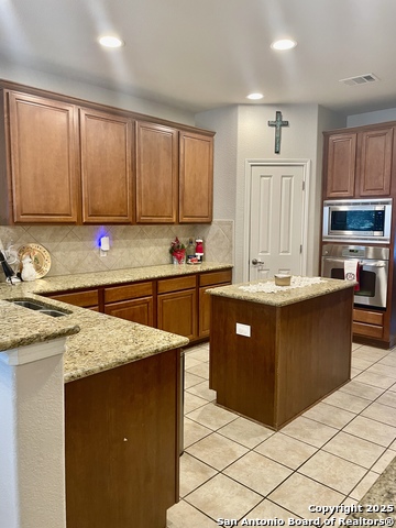 Image 17 of 38 For 3618 Globe Willow