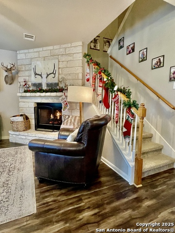 Image 9 of 38 For 3618 Globe Willow