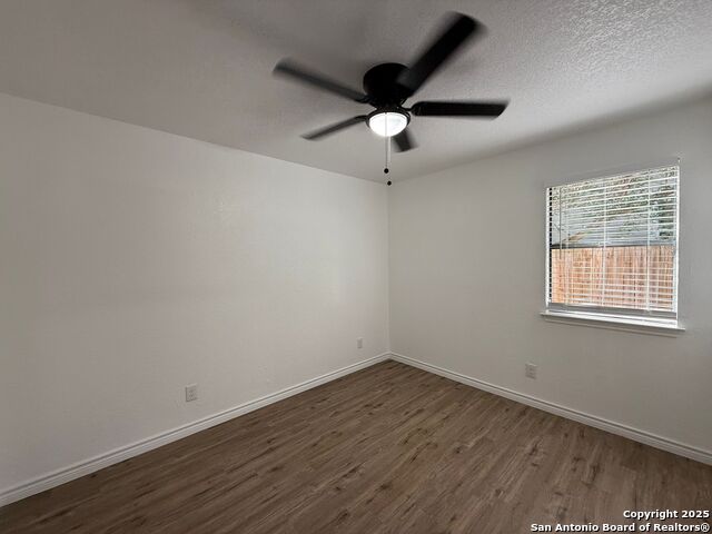 Image 13 of 22 For 4718 Saddle  