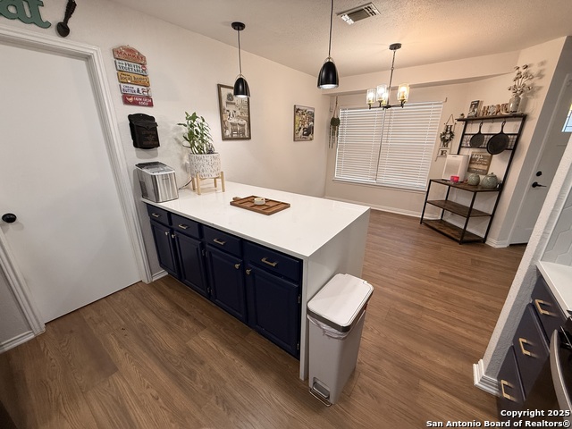 Image 10 of 45 For 258 Burlington Dr.