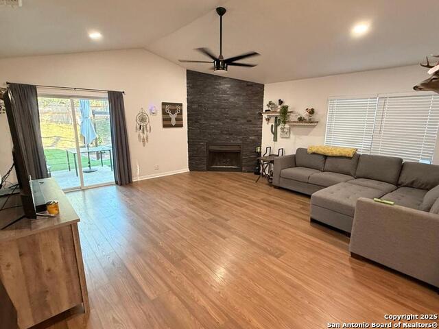 Image 16 of 45 For 258 Burlington Dr.