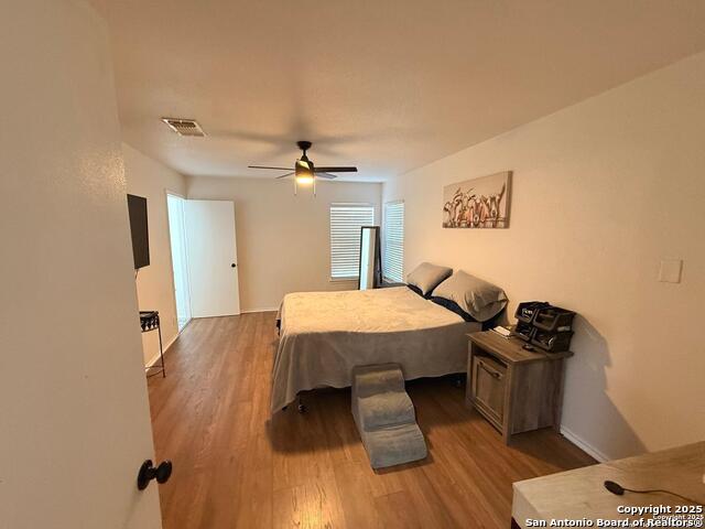 Image 18 of 45 For 258 Burlington Dr.