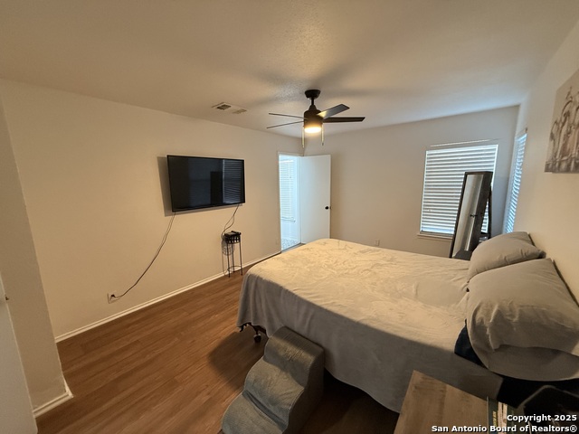 Image 19 of 45 For 258 Burlington Dr.