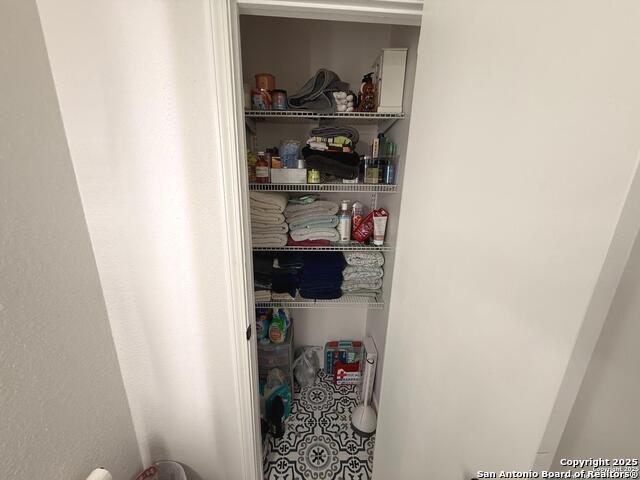 Image 23 of 45 For 258 Burlington Dr.