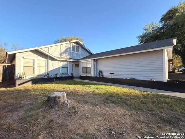 Image 3 of 45 For 258 Burlington Dr.