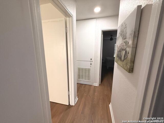 Image 36 of 45 For 258 Burlington Dr.