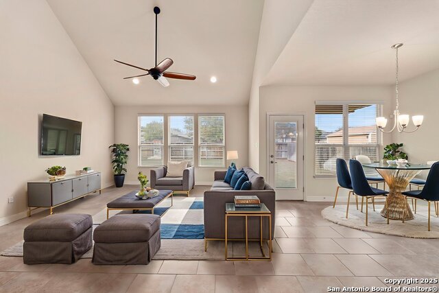 Image 17 of 44 For 2723 Seal Pointe