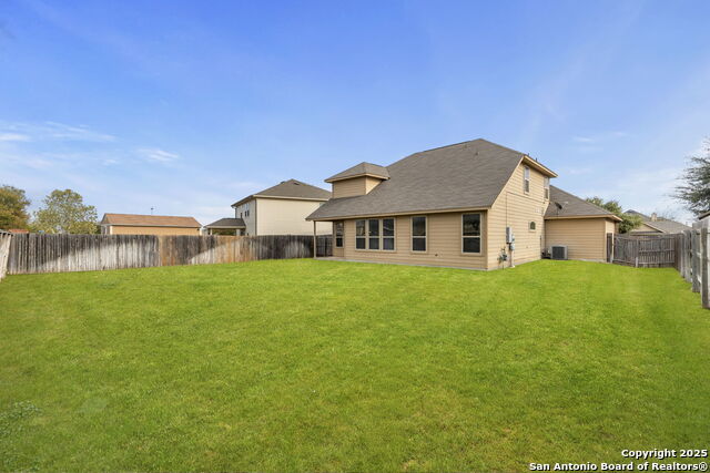 Image 37 of 44 For 2723 Seal Pointe