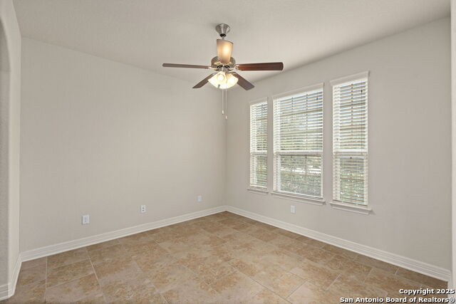 Image 6 of 44 For 2723 Seal Pointe