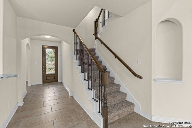 Image 8 of 44 For 2723 Seal Pointe